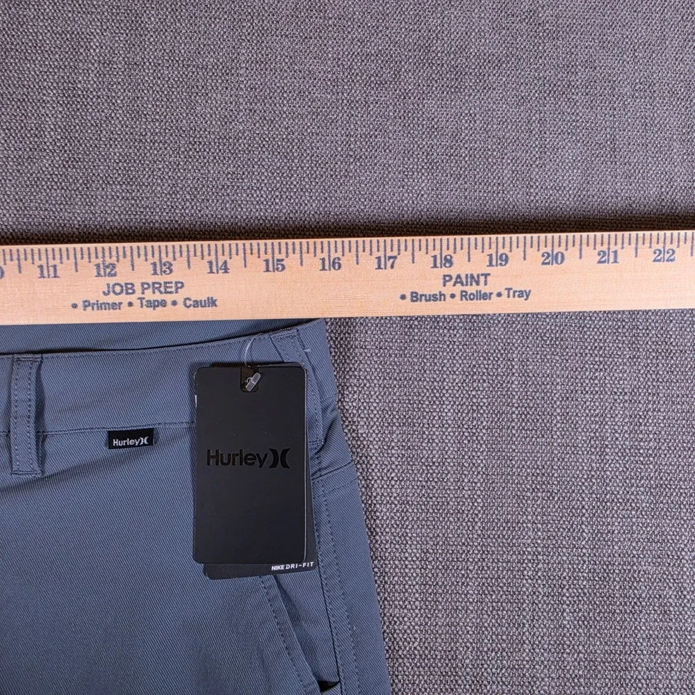 NEW Hurley Shorts Boys 20 16/10 Cool Gray Nike Dri-FIT Stretch Chino Walkshorts‎
